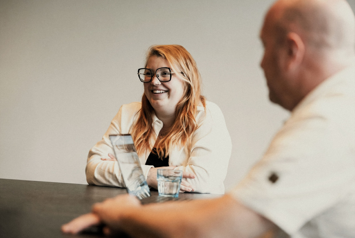 Nina ondersteunt zorgteams als regie behandelaar tijdens zorginterventie